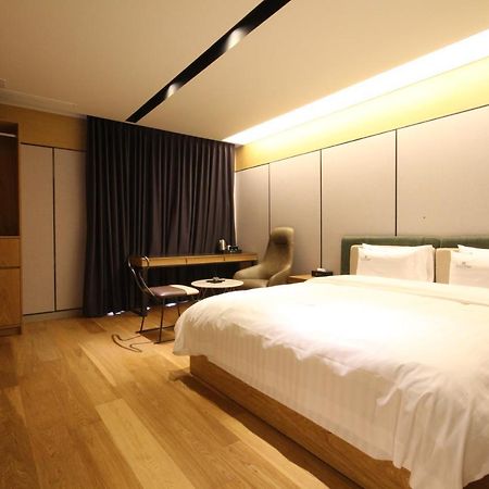 Hotel Eco Stay Jeonju Exterior foto