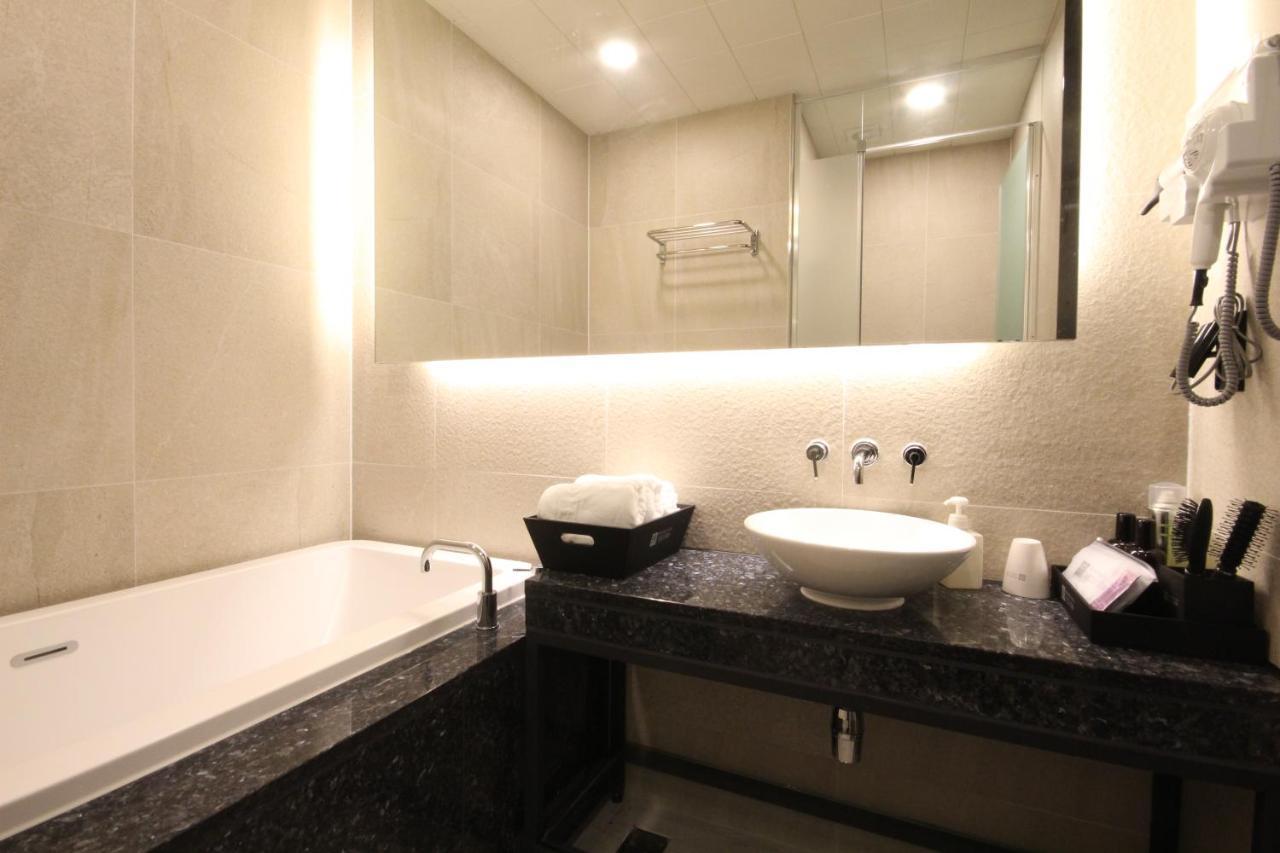 Hotel Eco Stay Jeonju Exterior foto